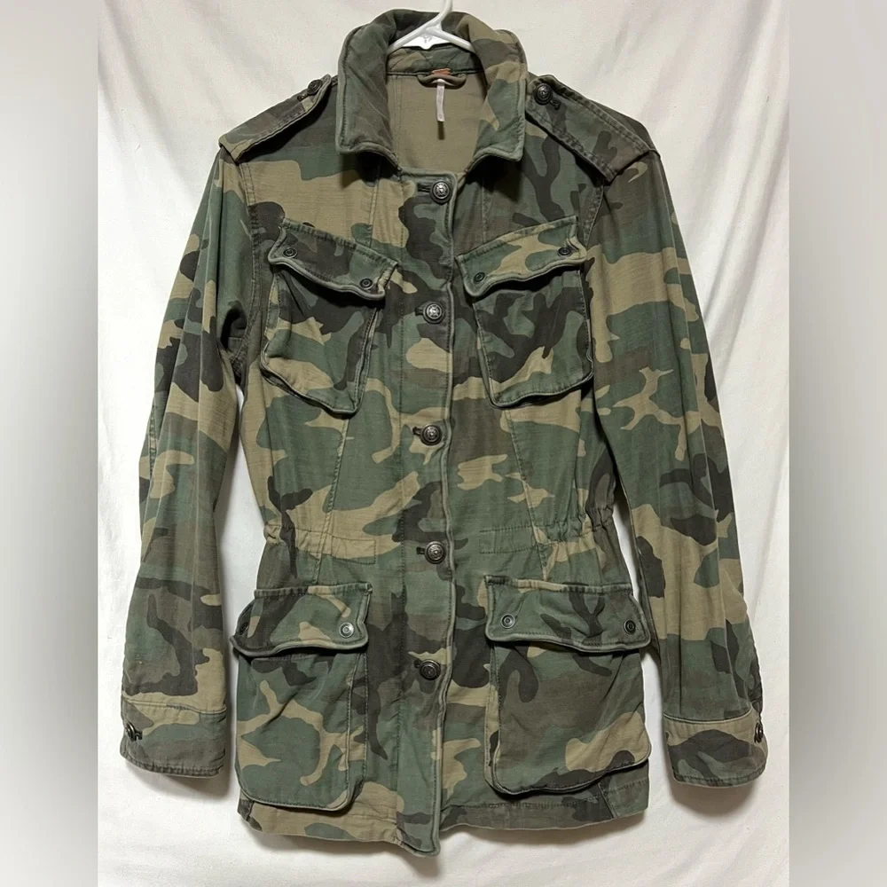 Free People Camo Oversized Utility Jean Jacket Military Style Casual Outdoor - Picture 4 of 16